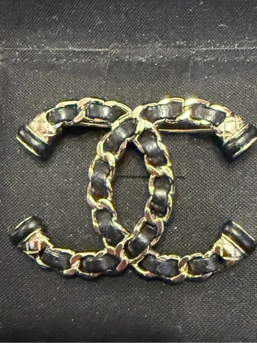 Chanel 21s gold black - chanel,