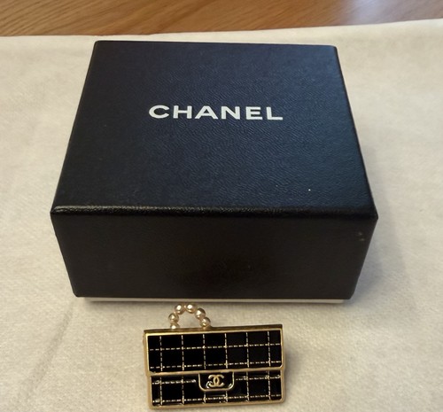 Authentic vintage chanel - authentic,