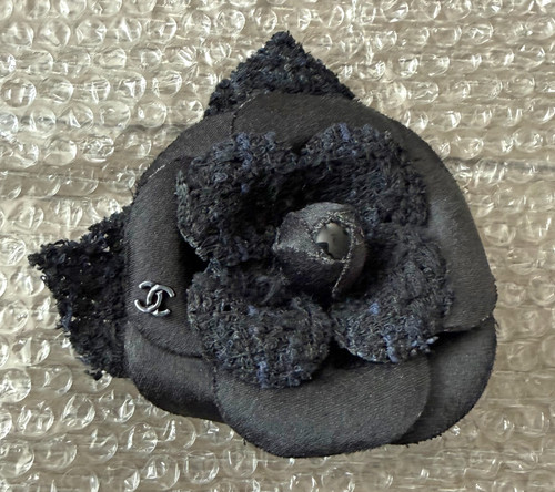 Chanel authentic black - chanel, tweed