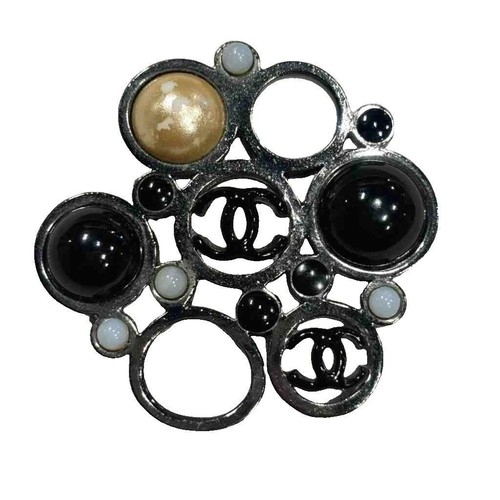 Chanel brooch faux pearl - chanel,