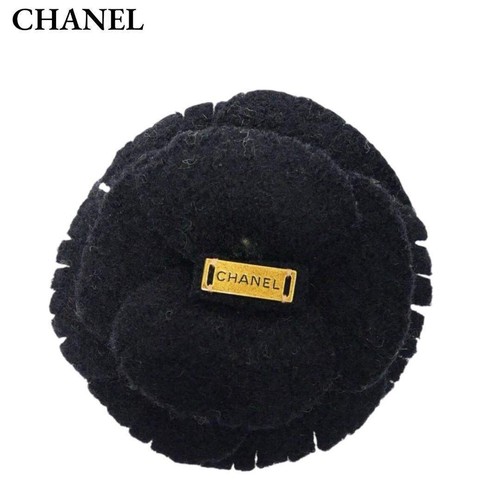 Chanel logo plate camellia - chanel,
