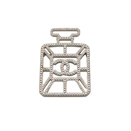 Chanel 17b alloy brooch - chanel,