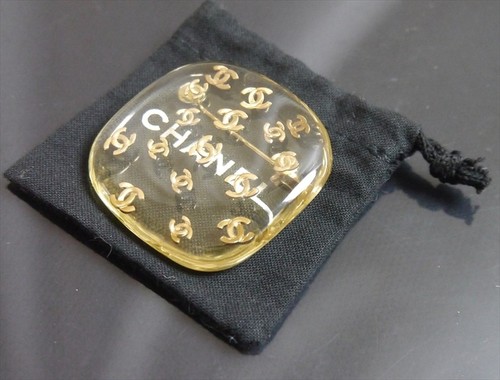Authentic chanel brooch coco - authentic,