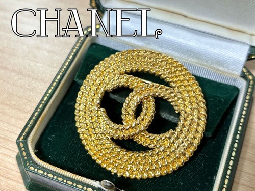 Chanel vintage style gold - vintage-style,