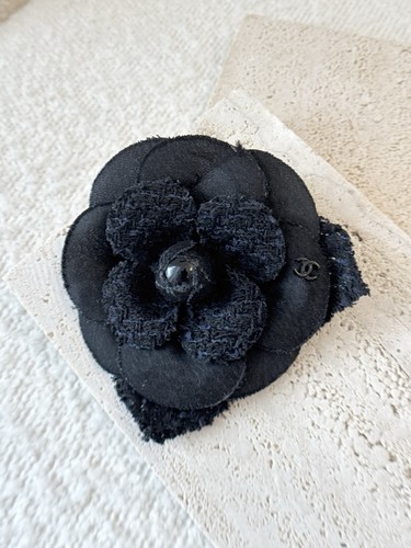 Chanel camélia brooch crafted - camélia,