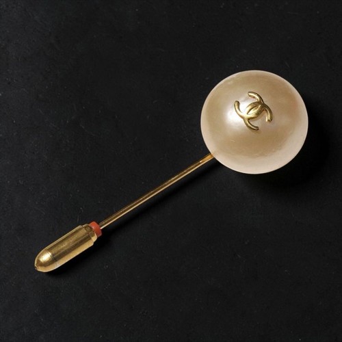 Chanel pearl pin brooch - pin,