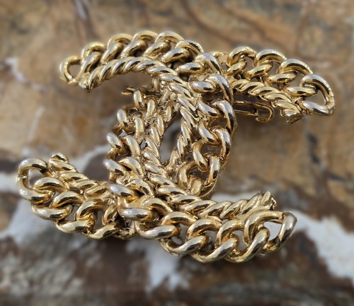 Chanel massive gold - '80's,