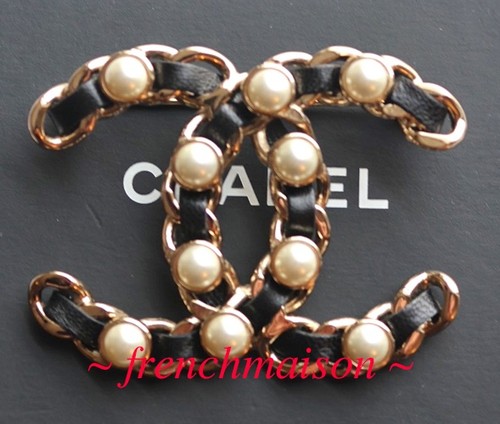Authentic chanel gold - gold, cc