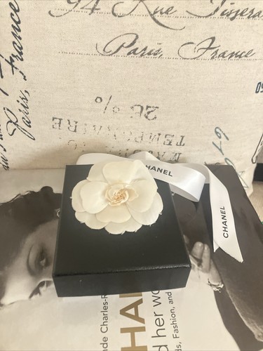 Authentic chanel vintage - authentic,