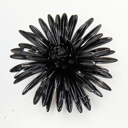 Chanel 2026 runway spiky - 2026,