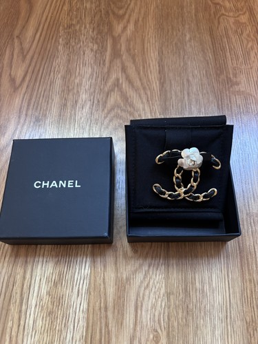 Authentic chanel 2020 camelia - 2020,