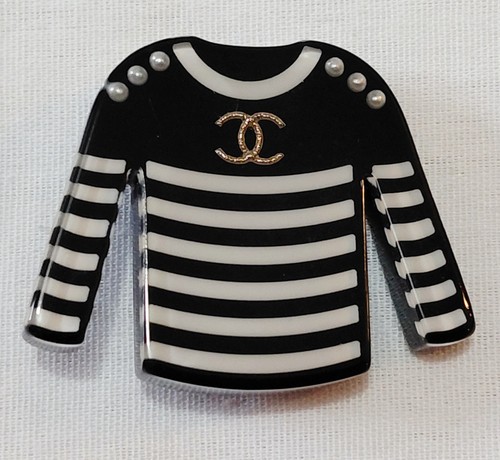 Chanel brooch 5881 - chanel,