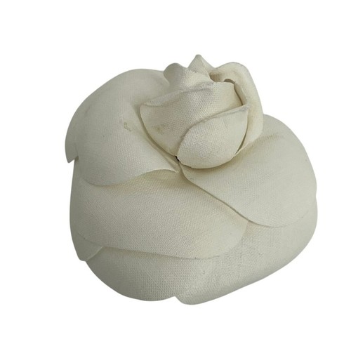 Chanel paris camellia white - chanel,